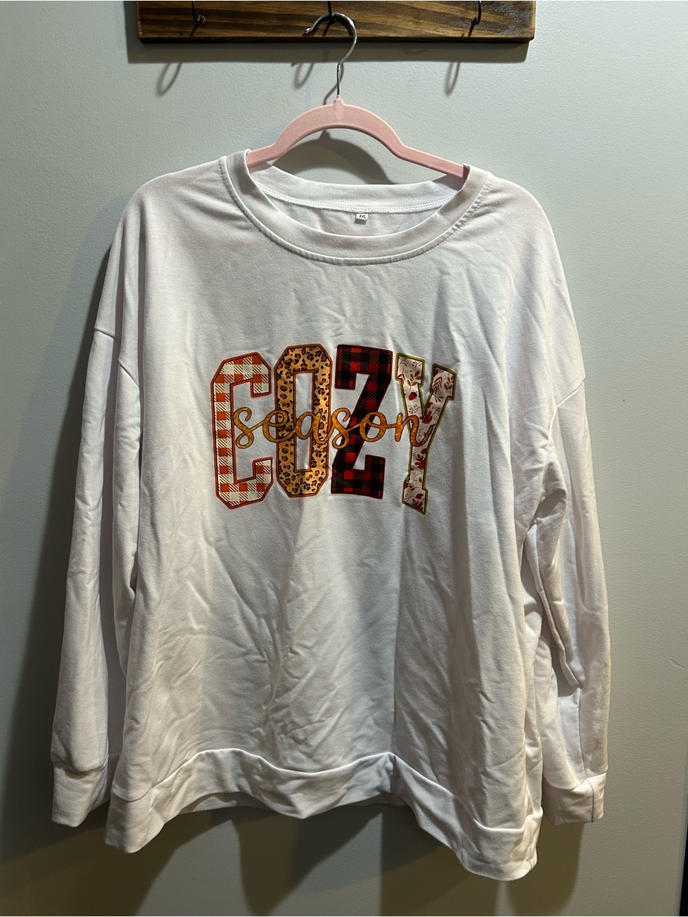 White 'Cozy Season' thin sweater